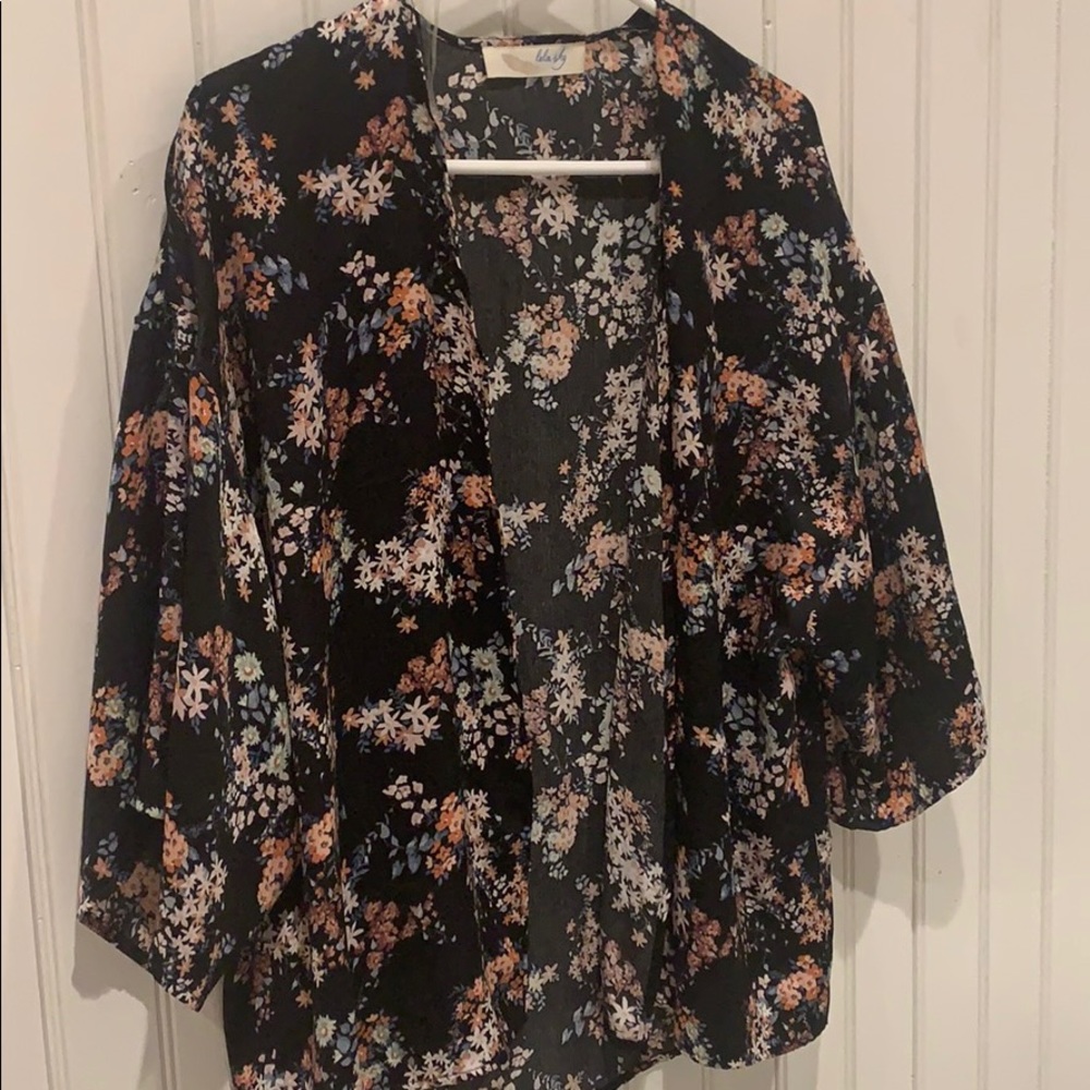 Leak Sky Outer Top